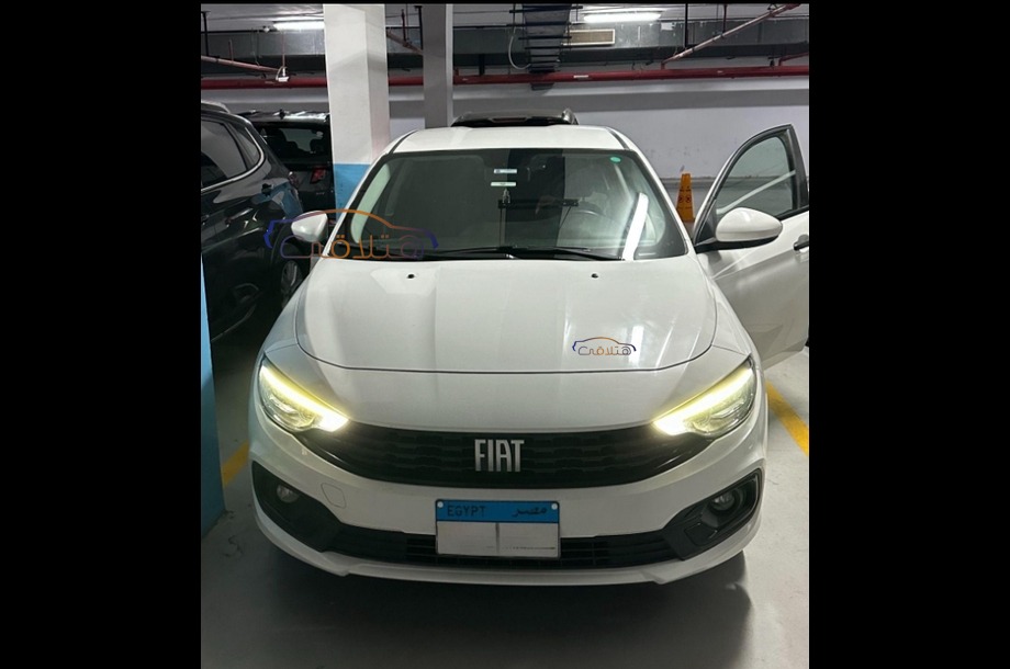 Tipo Fiat أبيض