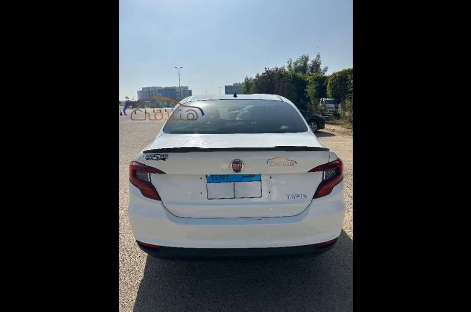 Tipo Fiat أبيض