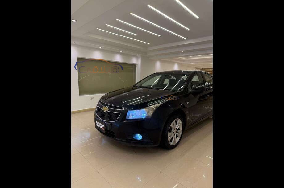 Cruze Chevrolet أسود