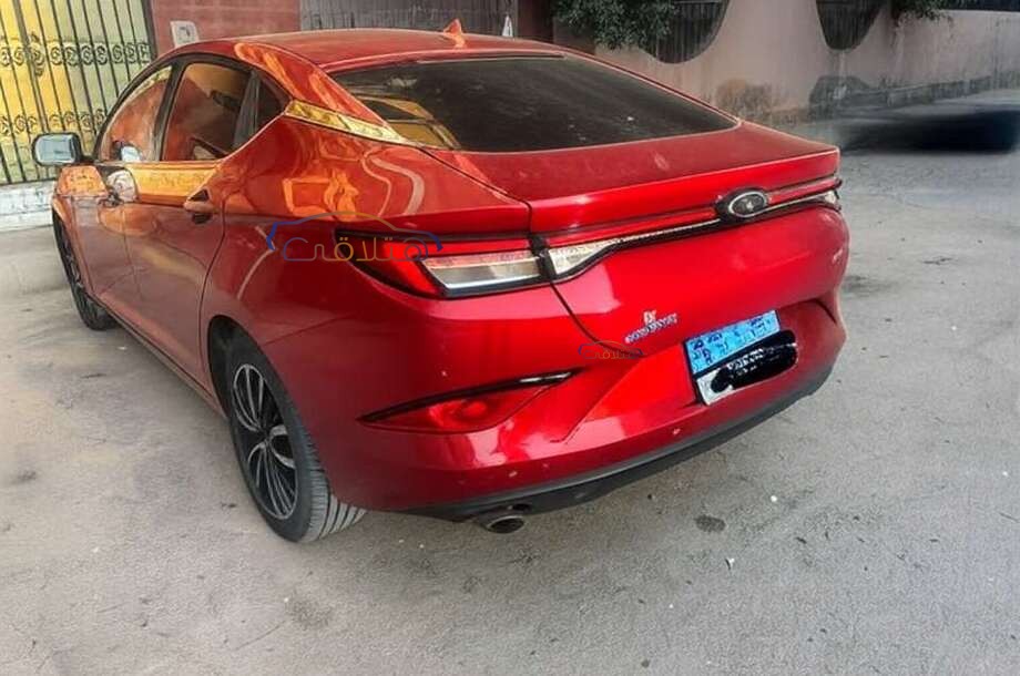 J7 Jac Red