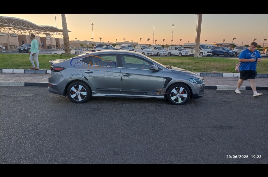 Elantra AD Hyundai Dark grey