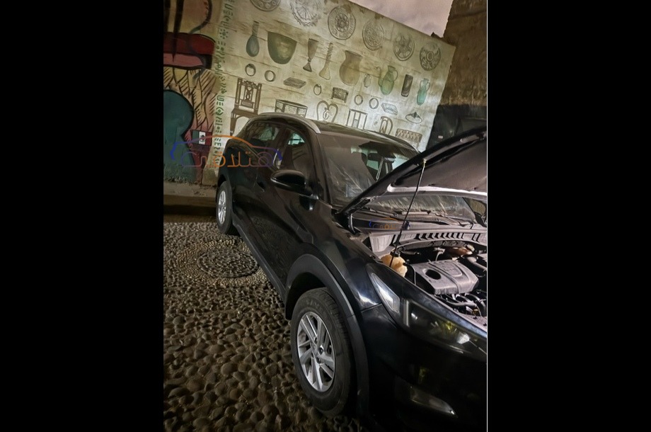 Tucson GDI Hyundai أسود