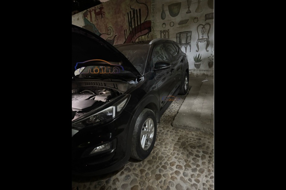 Tucson GDI Hyundai أسود