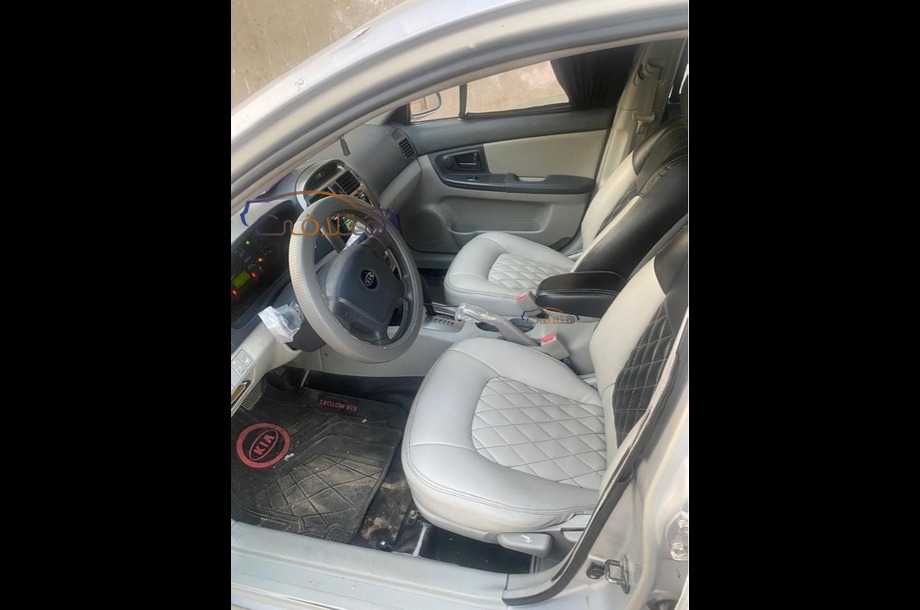 Cerato Kia فضي