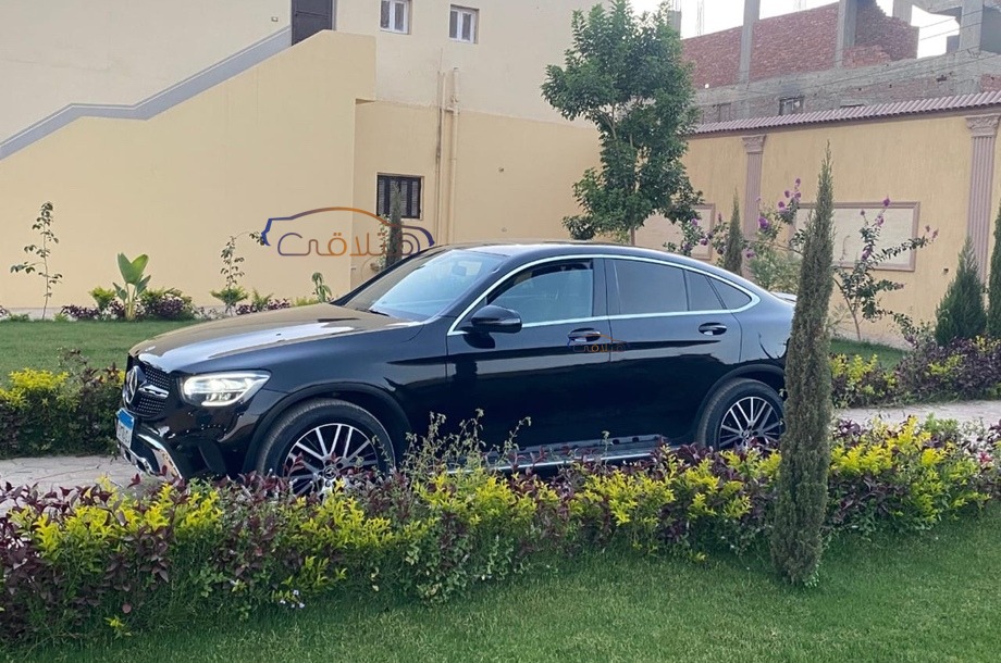 GLC 300 Mercedes Black
