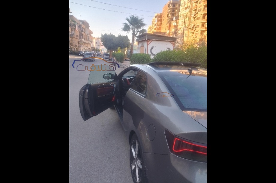Cerato Koup Kia Gray