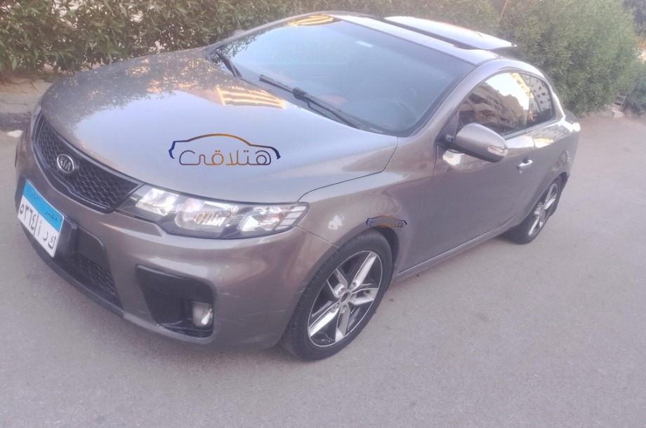 Cerato Koup Kia Gray