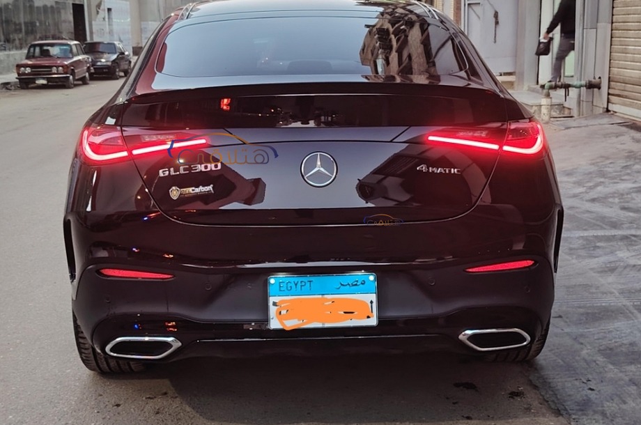 GLC 300 Mercedes Black
