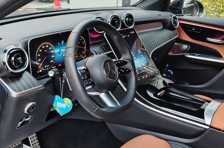 GLC 300 Mercedes Black