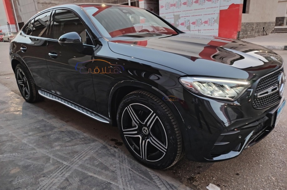GLC 300 Mercedes Black