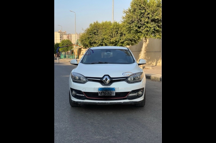 Megane Renault أبيض