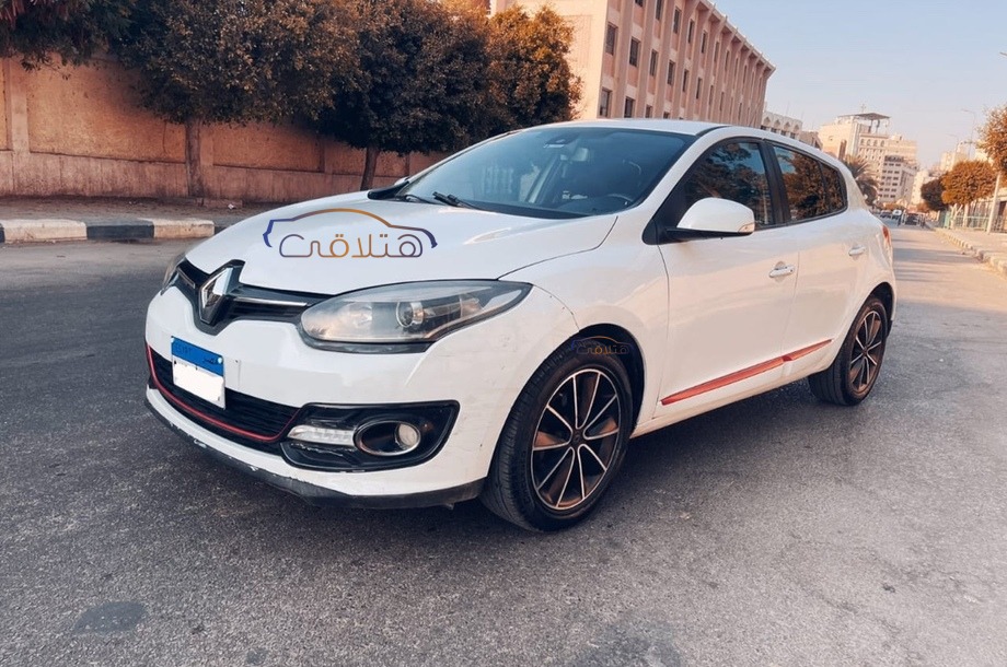 Megane Renault أبيض