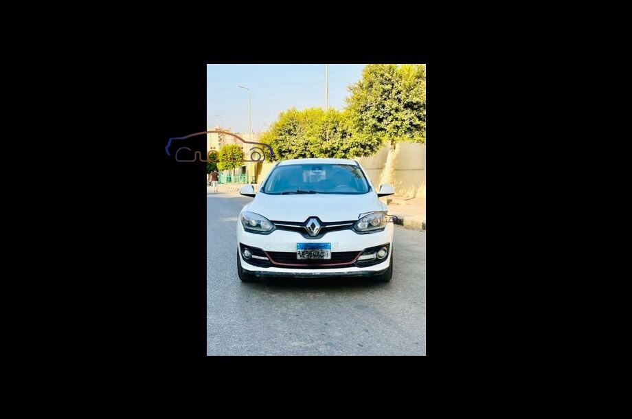 Megane Renault أبيض