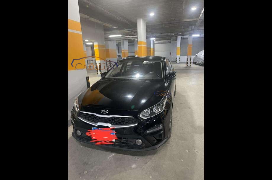 Grand Cerato Kia أسود