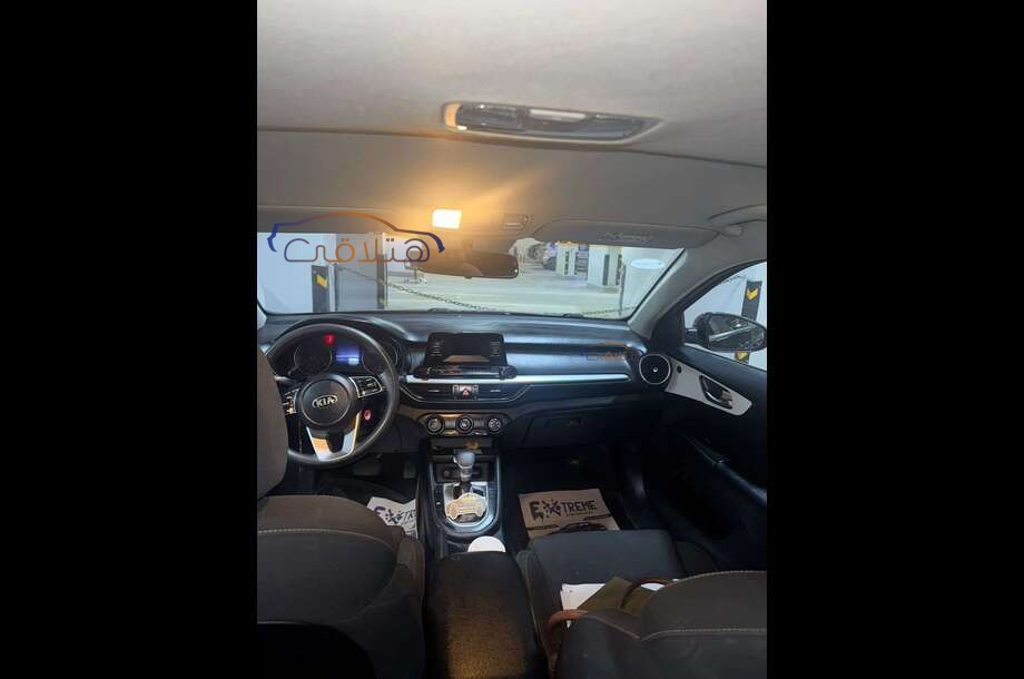 Grand Cerato Kia أسود