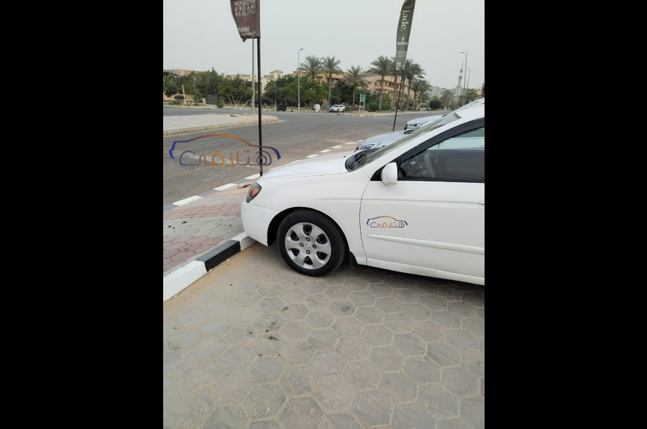 Cerato Kia أبيض
