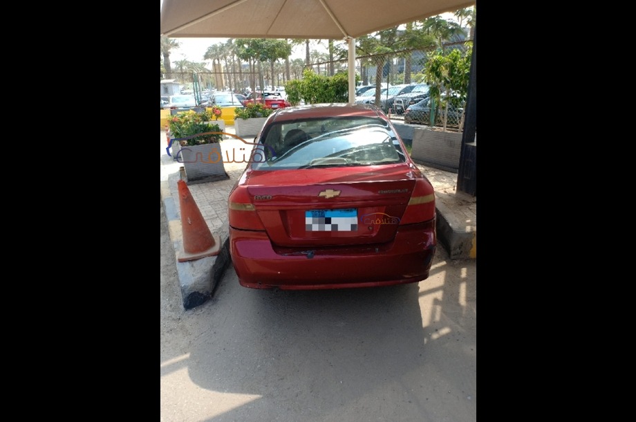 Aveo Chevrolet احمر غامق