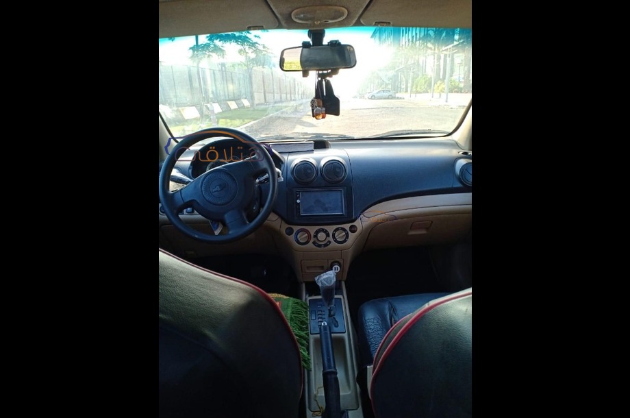 Aveo Chevrolet احمر غامق