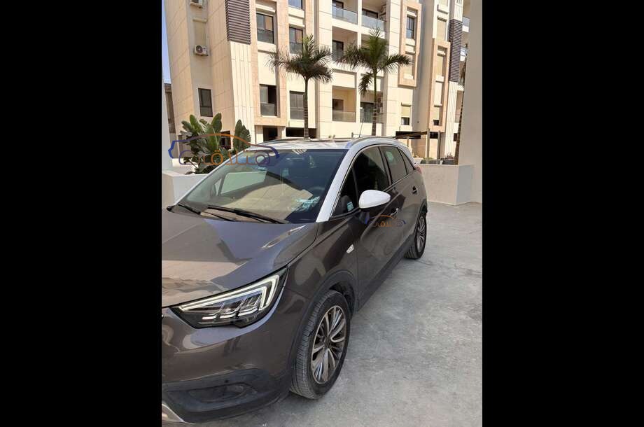 Crossland Opel رمادي