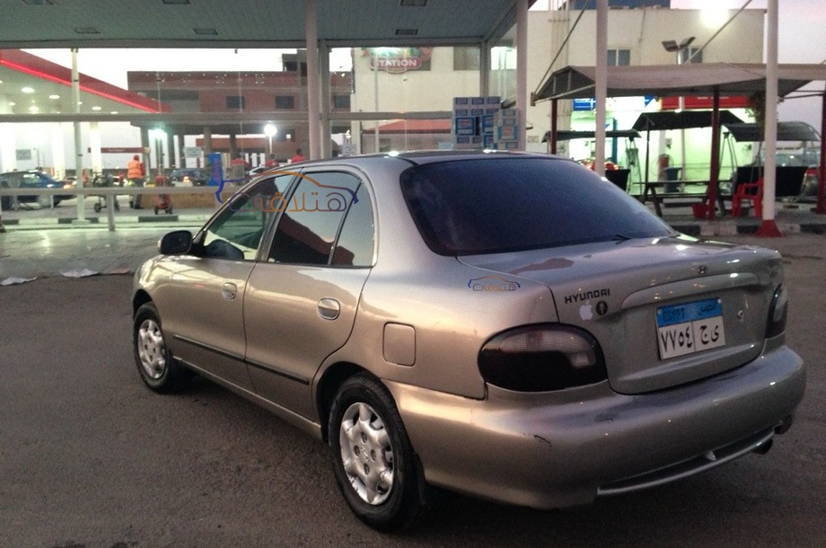 Accent Hyundai Silver