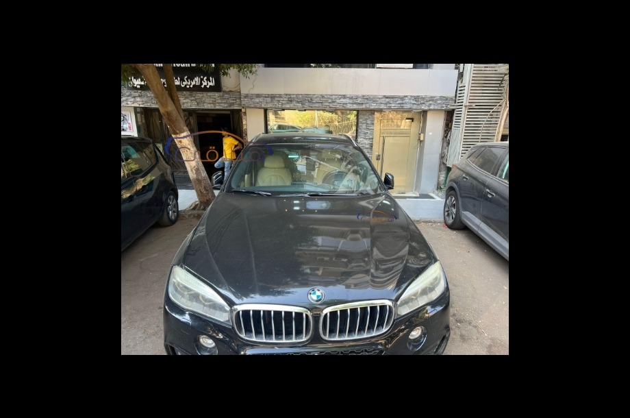 X6 BMW أسود