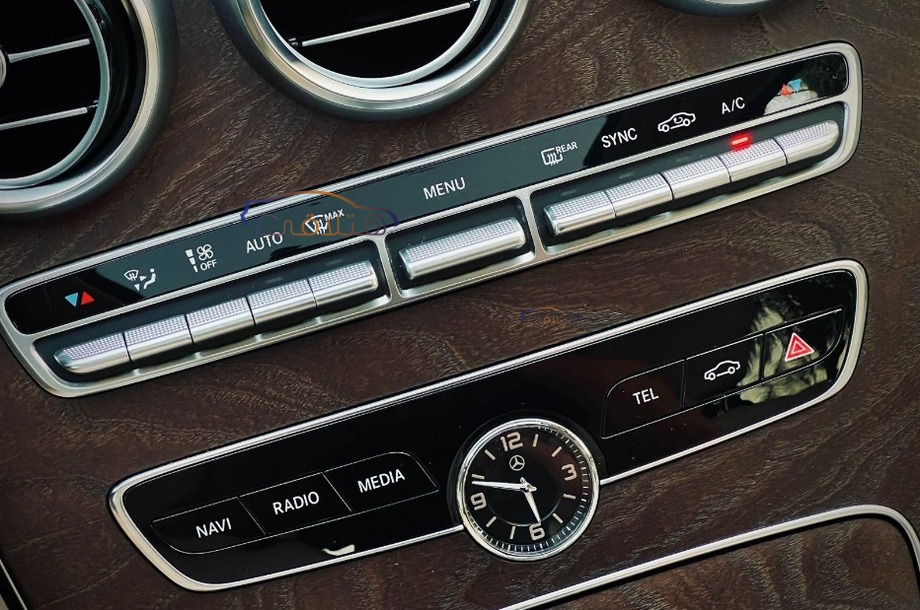 C 200 Mercedes Silver