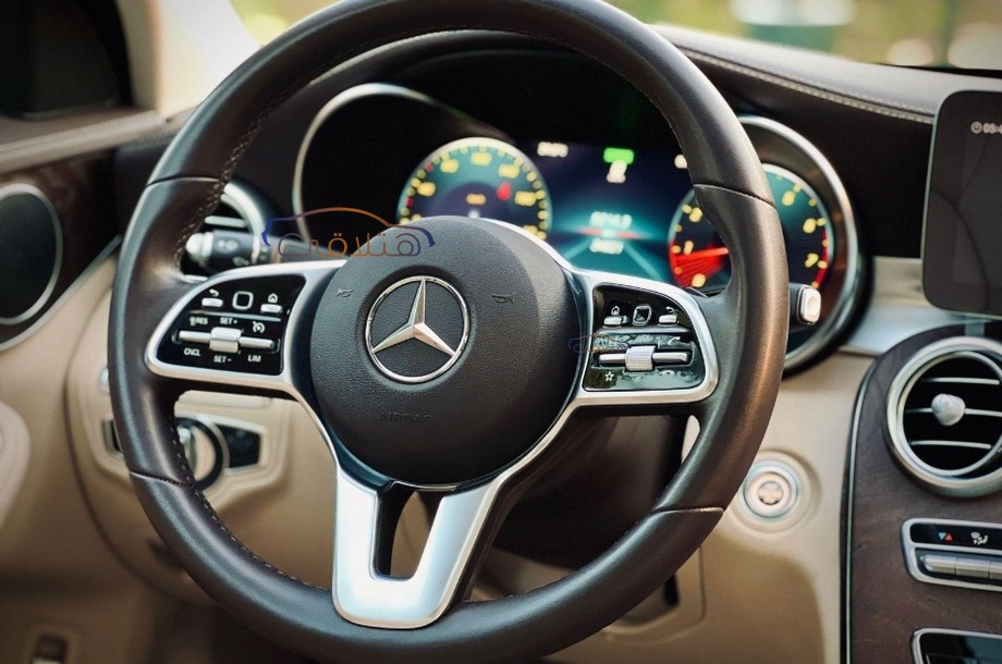 C 200 Mercedes Silver