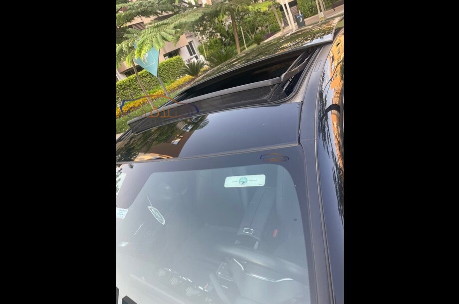 A 180 Mercedes أسود