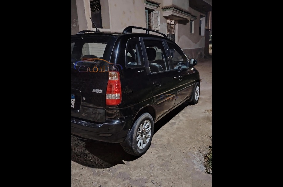 Matrix Hyundai أسود