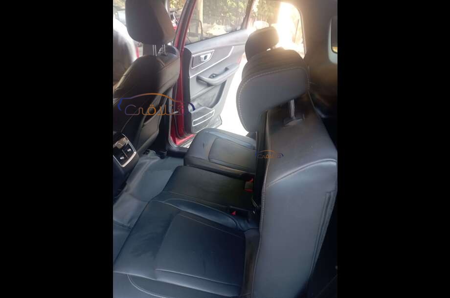 Tiggo 8 Chery Dark red