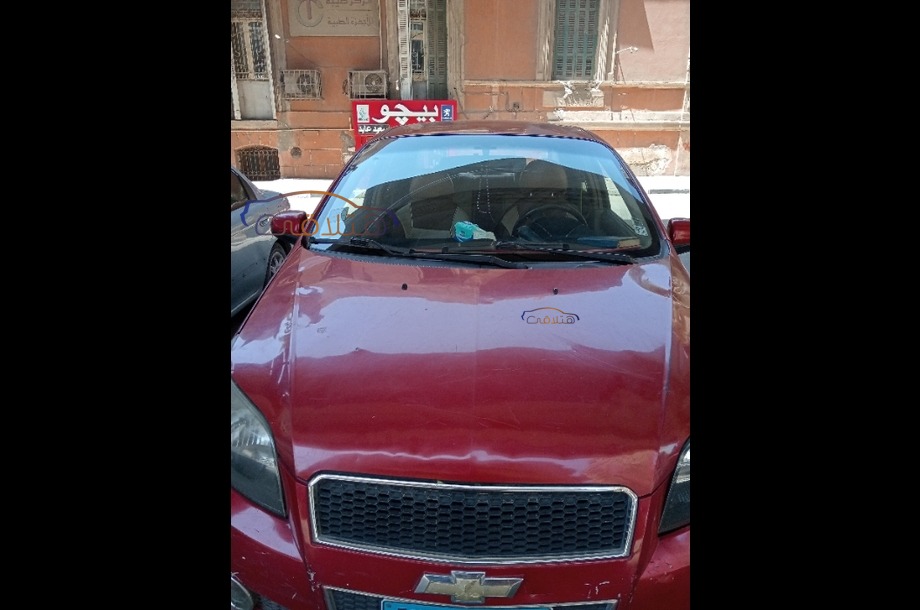 Aveo Chevrolet احمر
