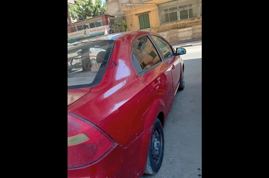 Aveo Chevrolet احمر