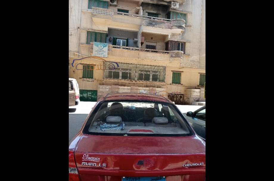 Aveo Chevrolet احمر