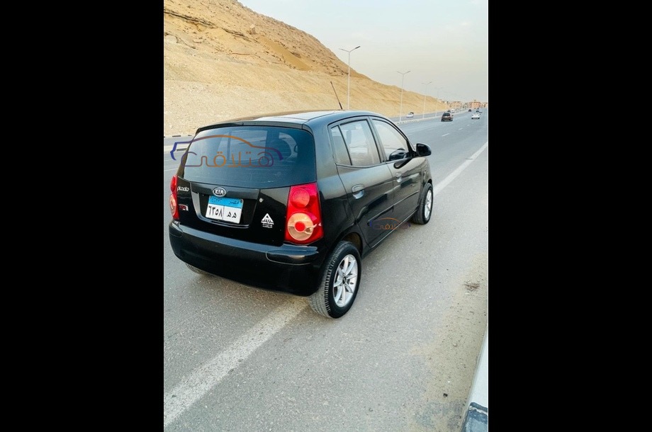 Picanto Kia أسود