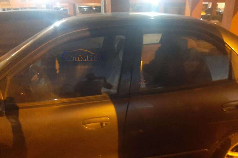 Nubira 2 Daewoo رمادي