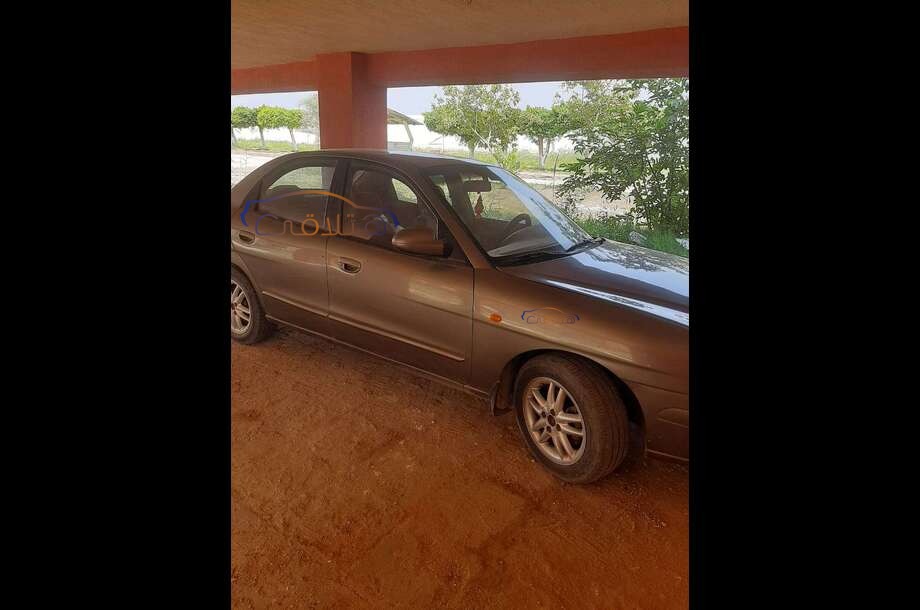 Nubira 2 Daewoo رمادي