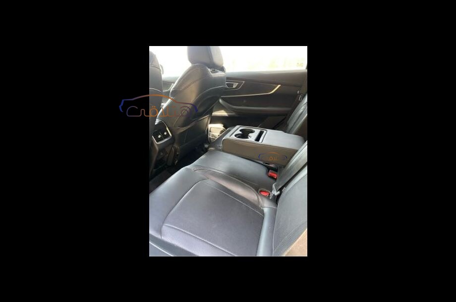 Tiggo 8 Chery الأزرق الداكن