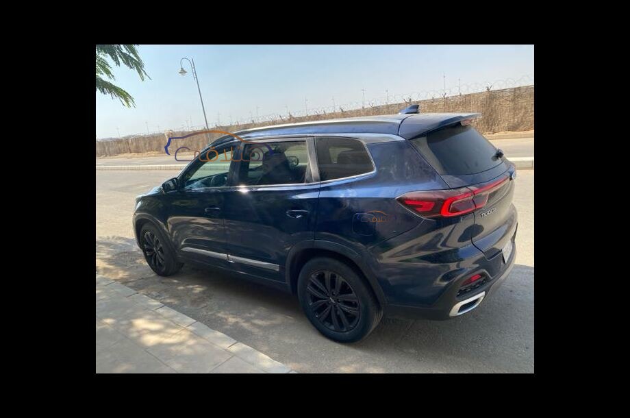 Tiggo 8 Chery الأزرق الداكن