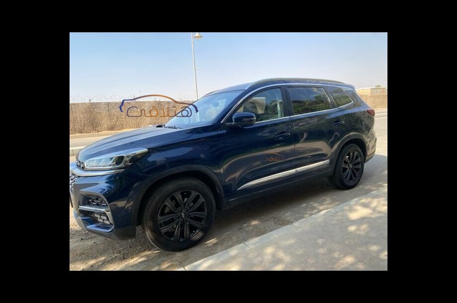 Tiggo 8 Chery الأزرق الداكن