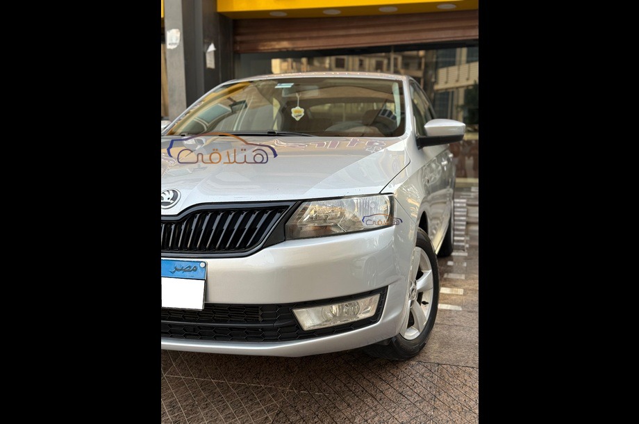 Rapid Skoda فضي