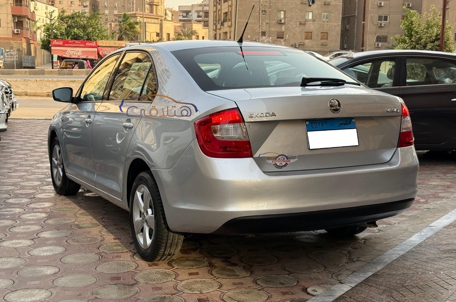 Rapid Skoda فضي