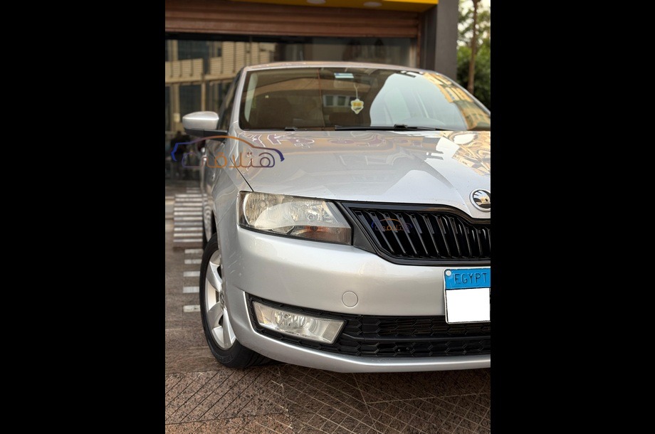 Rapid Skoda فضي
