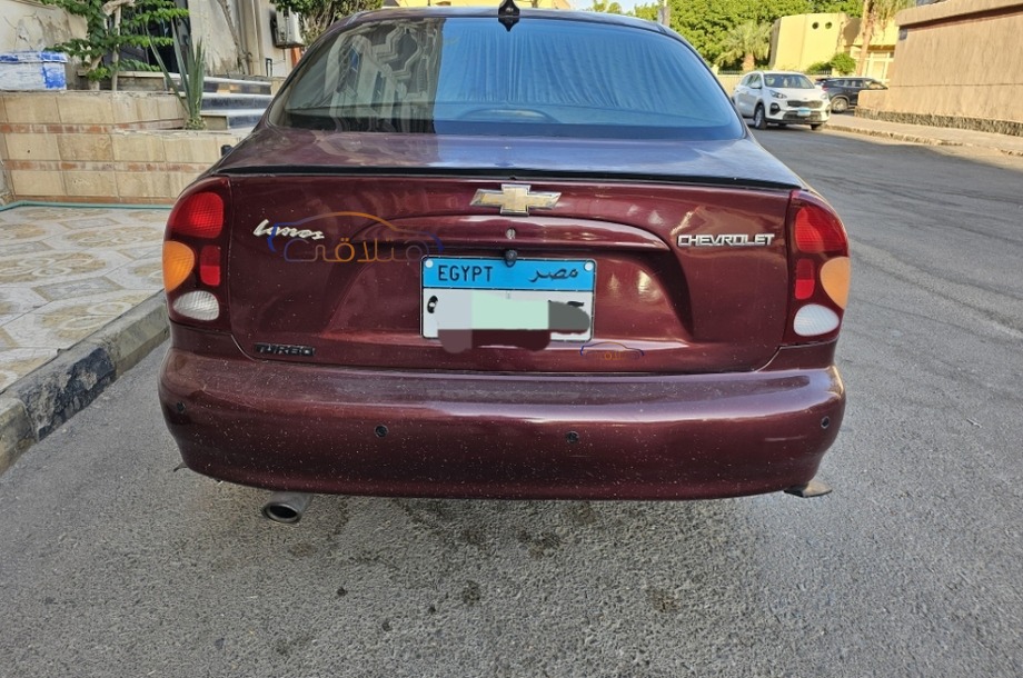 Lanos Chevrolet احمر غامق
