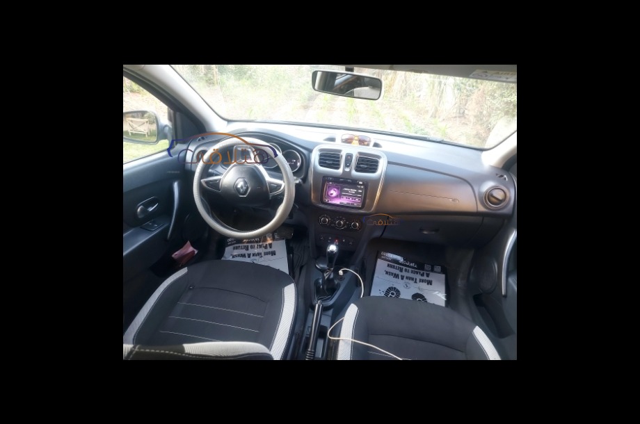 Sandero Step Way Renault بترولي