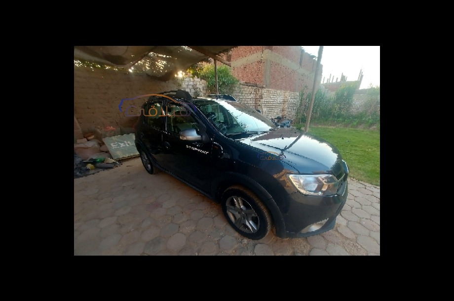 Sandero Step Way Renault بترولي