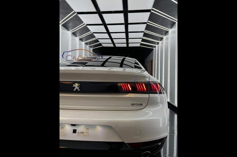 508 Peugeot أبيض