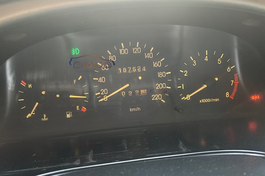 Lanos Chevrolet فضي