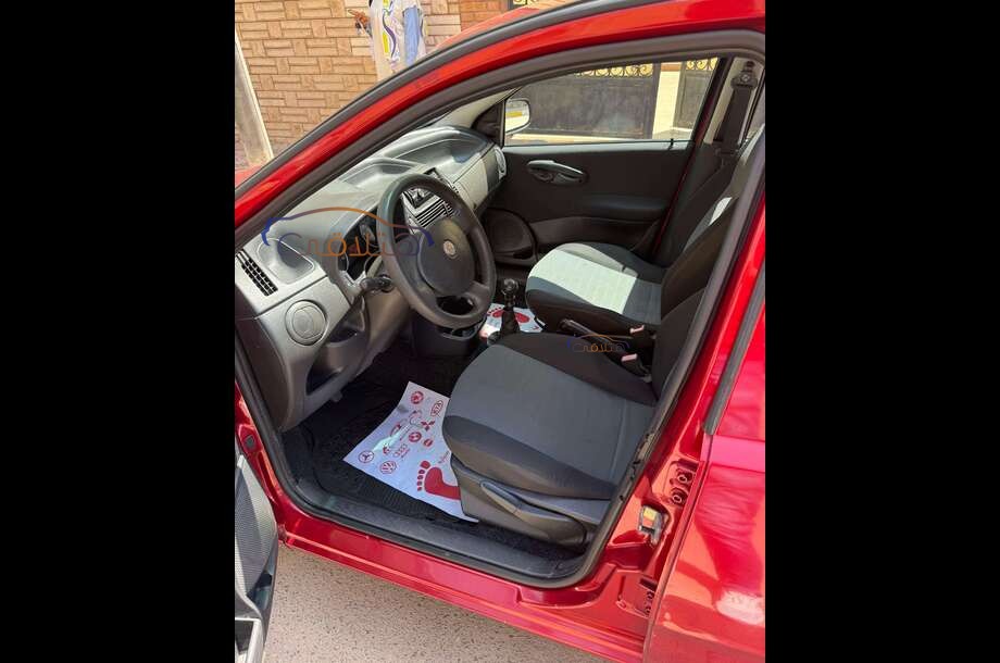 Punto Fiat Red