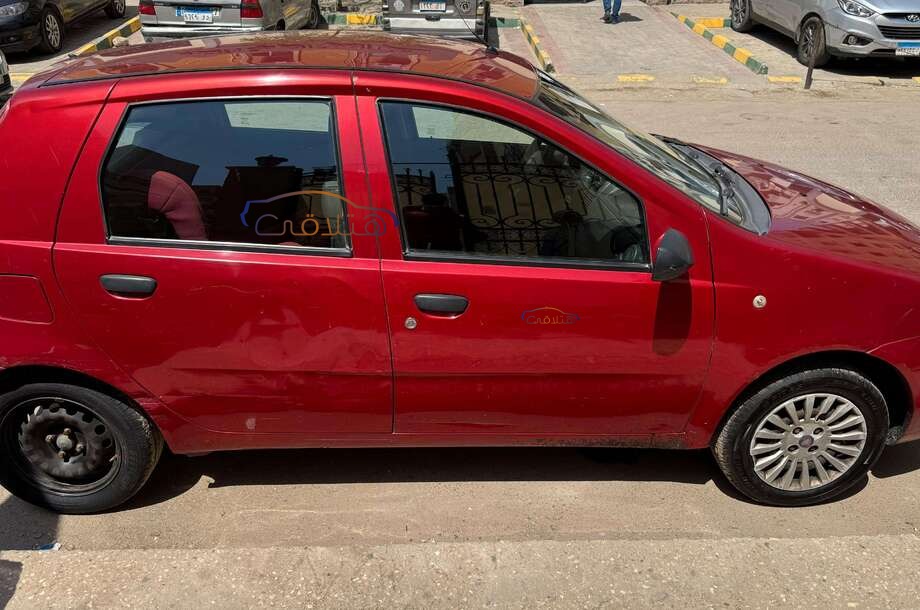 Punto Fiat Red