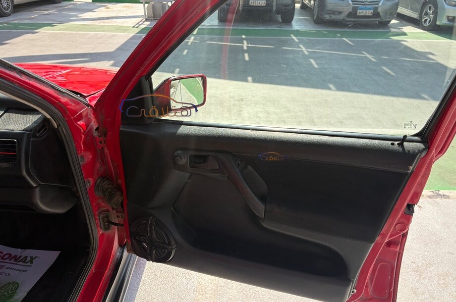 Golf 3 Volkswagen احمر